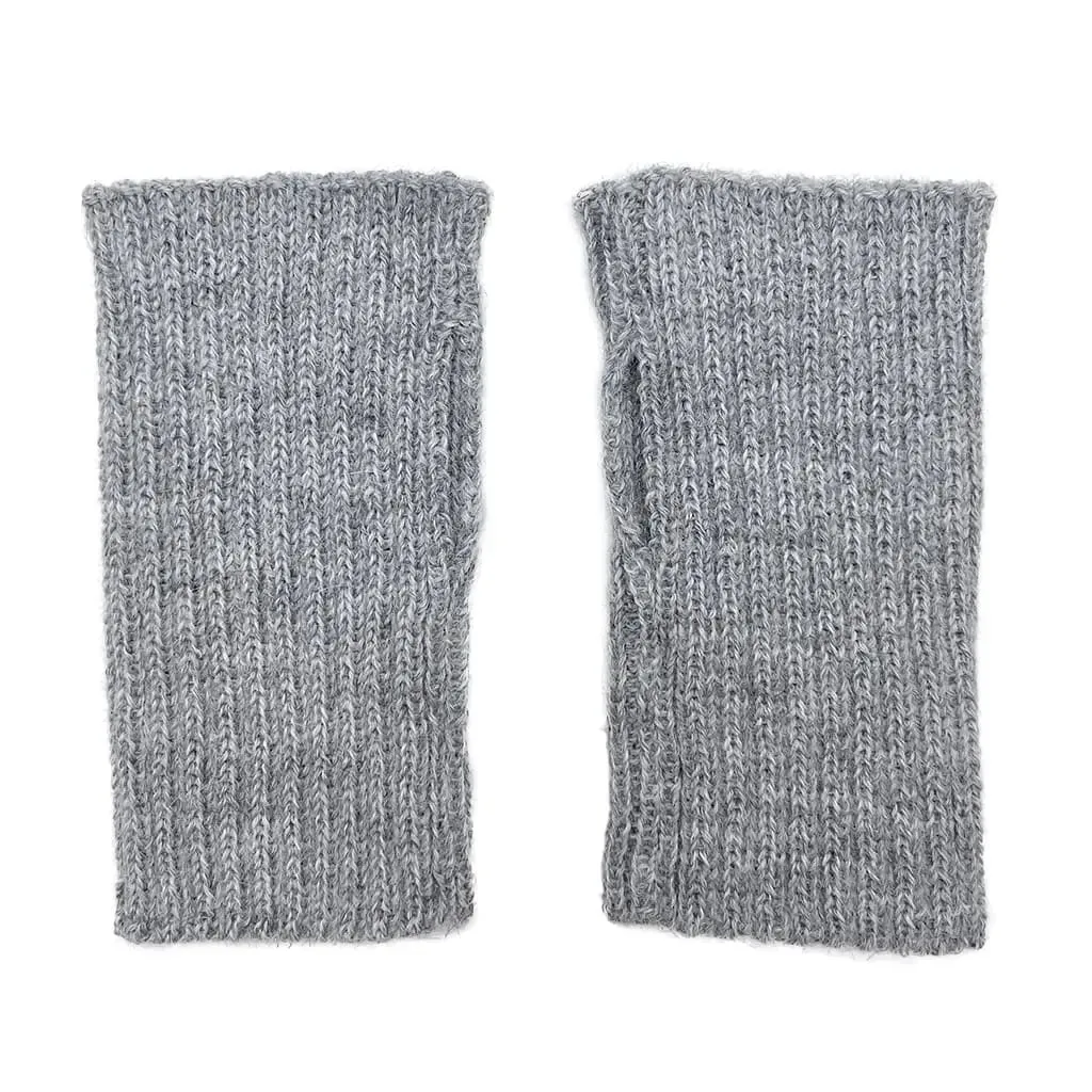 Gray Minimalist Alpaca Gloves | Ethical Style