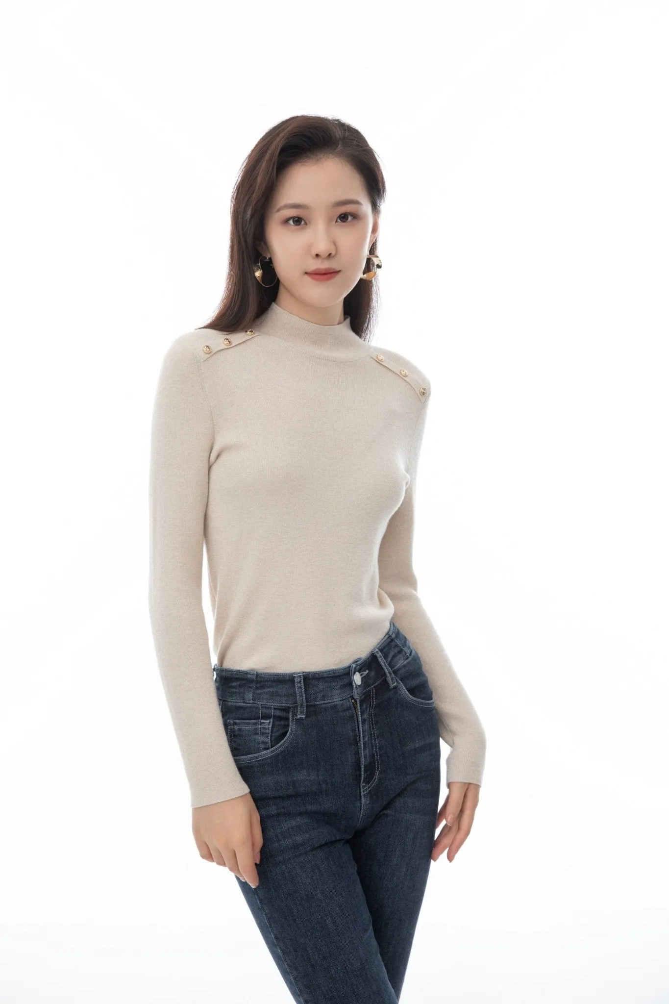 Morganite Golden Thread Sweater