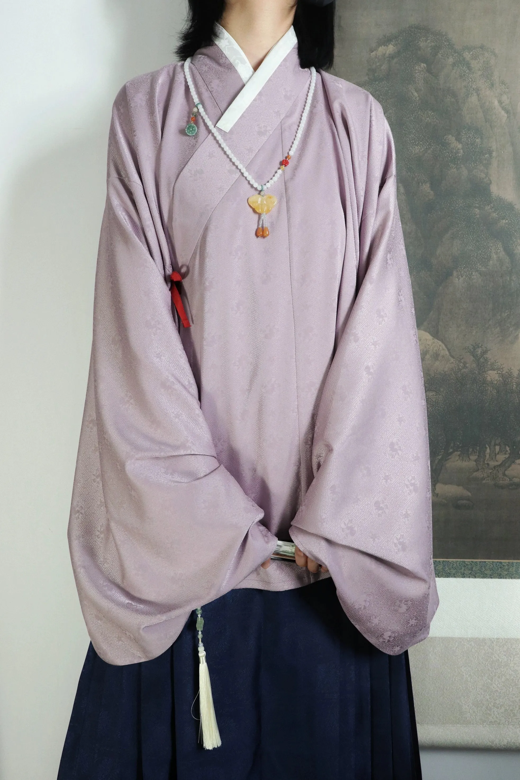 Pipa 琵琶 Lute Sleeve Middle Ming Dynasty Cross Collar Shirt