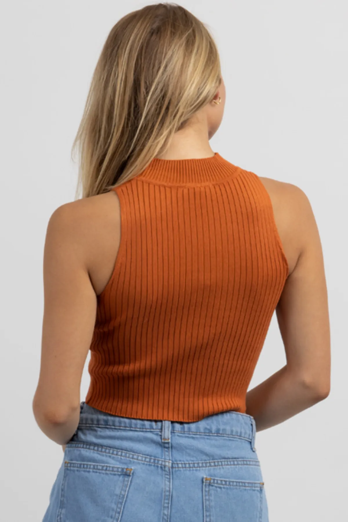 TANGERINE RIBBED MOCKNECK CROP TANK