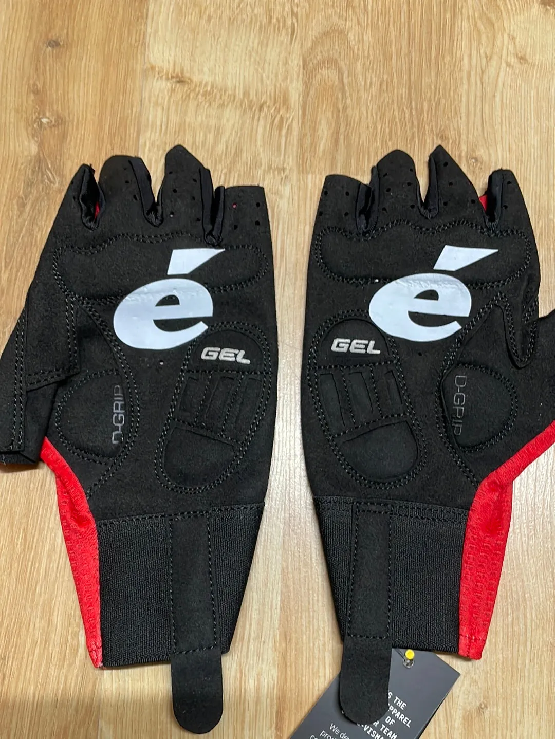 Team Jumbo Visma AGU Premium Race Gloves Red