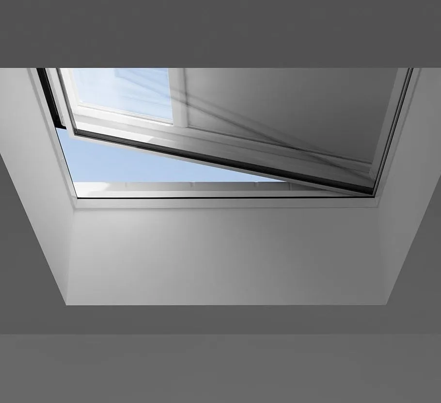 VELUX CVU 120090 1093 INTEGRA® SOLAR Curved Glass Rooflight Package 120 x 90 cm (Including CVU Triple Glazed Base & ISU Curved Glass Top Cover)